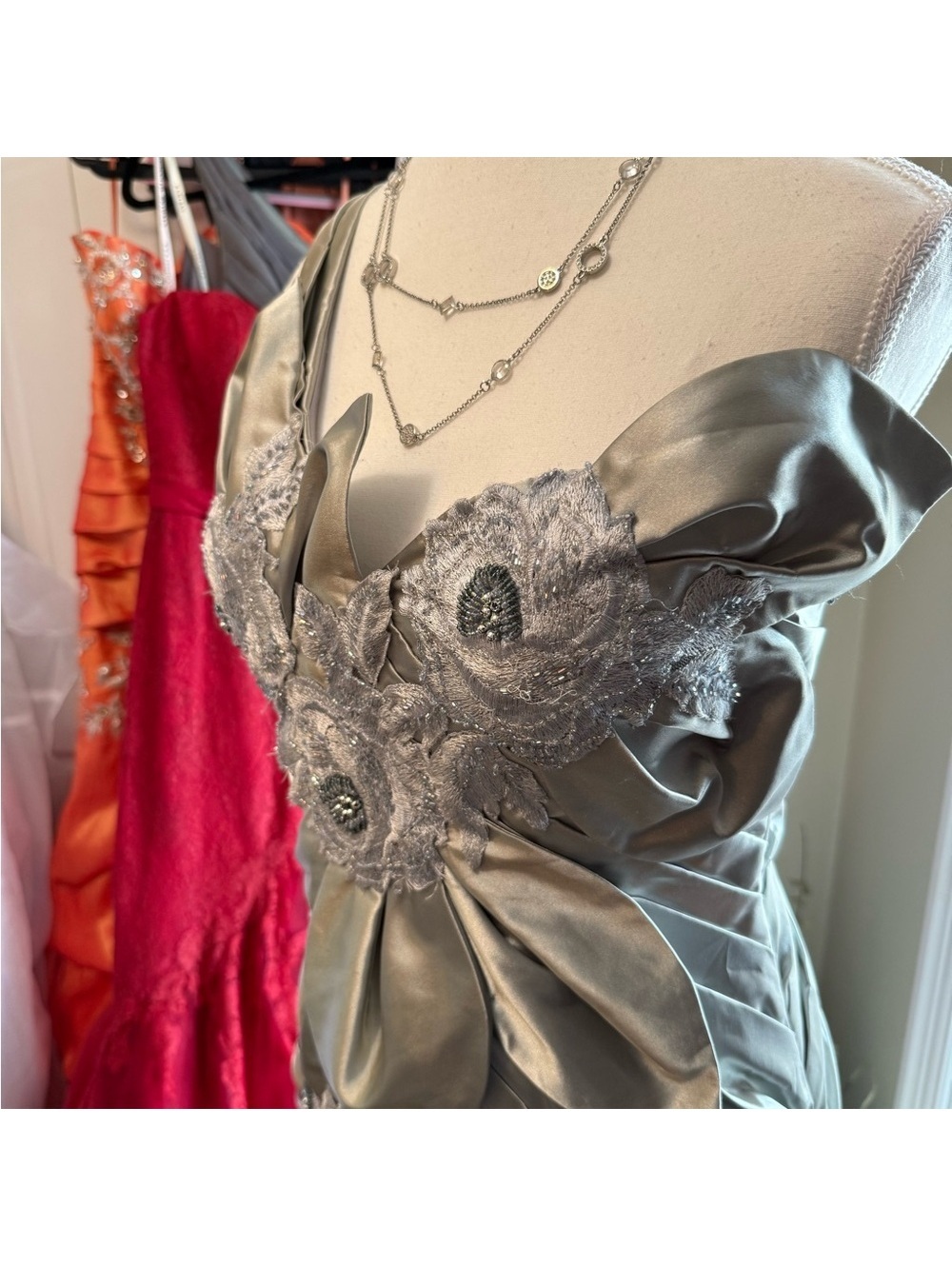 RARE One-of-a-Kind "Lisbon" Handmade Gown/Wedding - Picture 9 of 15